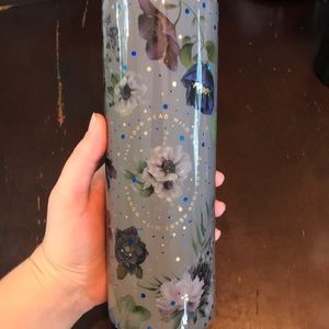 Flower tumbler